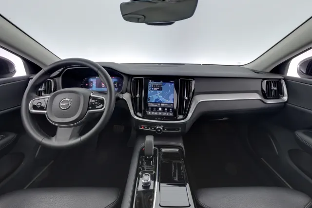 Volvo V60 2023, kuva 7/12