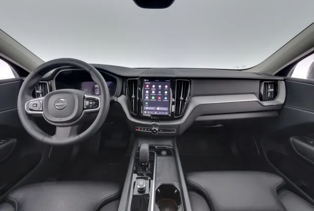 Volvo XC60 2023, kuva 7/12