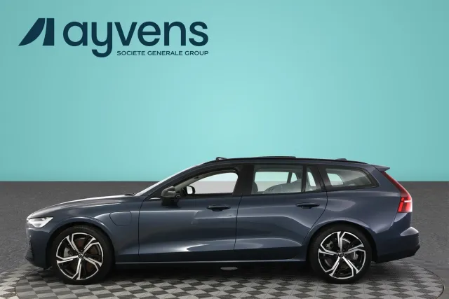 Volvo V60 2024, photo 6/15