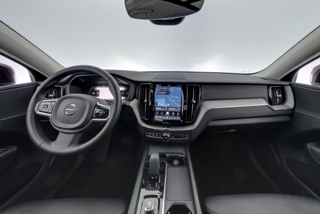 Volvo XC60 2023, kuva 7/13