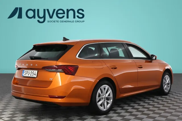 Skoda Octavia 2023, photo 4/13