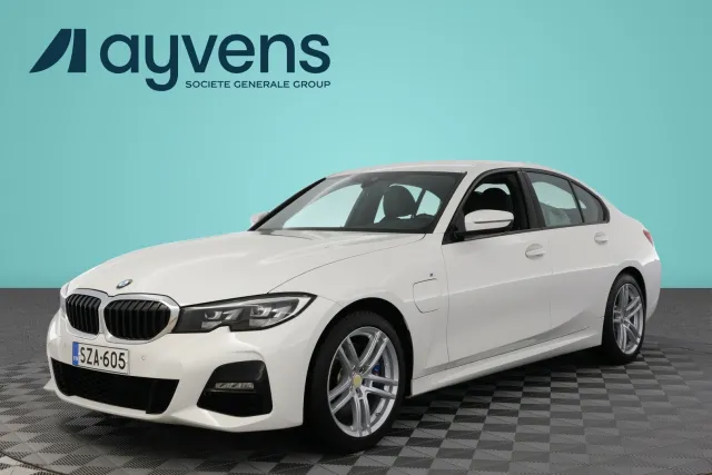 BMW 330 2021