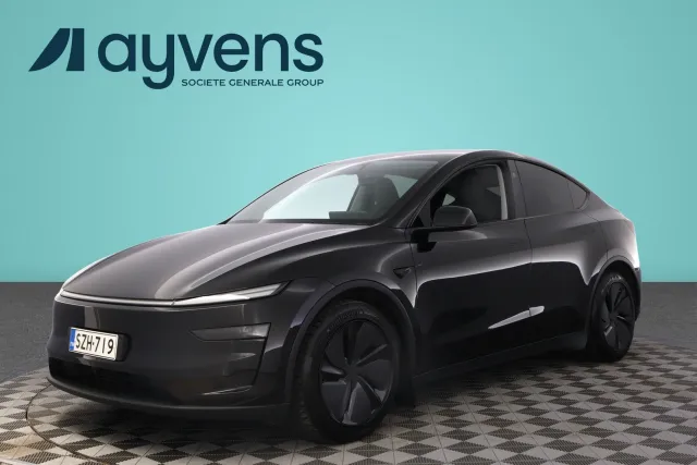 Tesla Model Y 2025