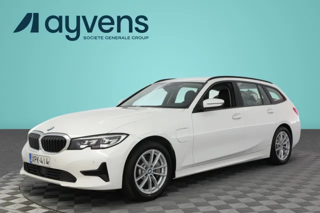 BMW 330 2021