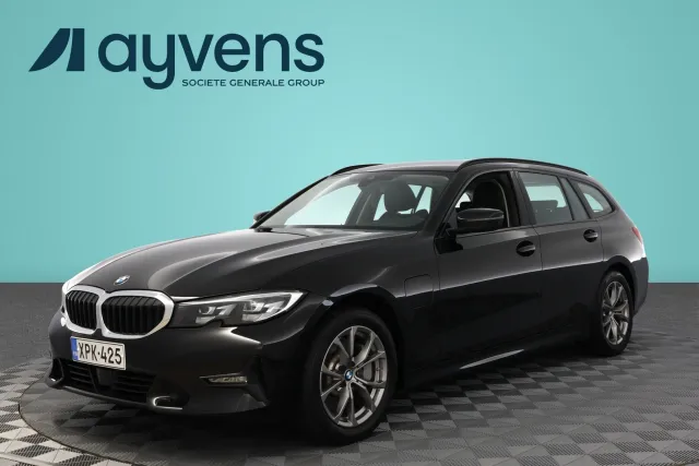 BMW 330 2021