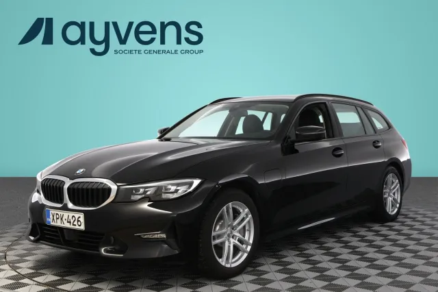 BMW 330 2021