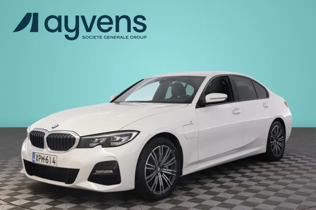 BMW 330 2021