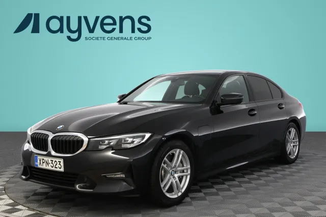 BMW 330 2021