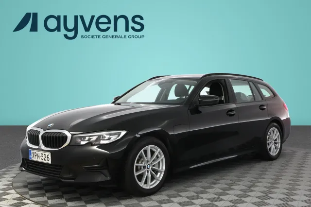 BMW 330 2021