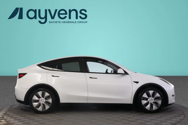 Tesla Model Y Long Range 2024, kuva 3/17