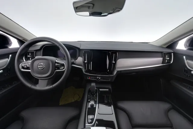 Volvo V90 2024, photo 7/18