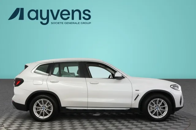 BMW X3 G01 xDrive 30e A Charged Edition 2022, kuva 3/12
