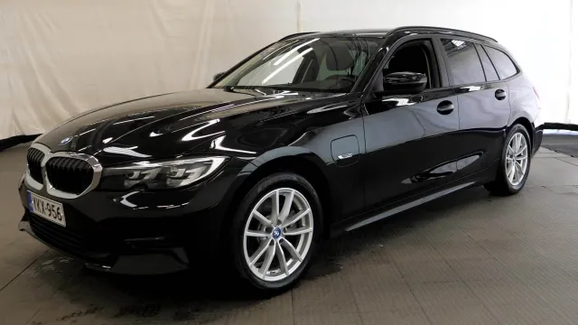BMW 320 2022
