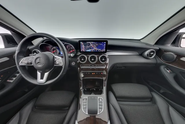 Mercedes-Benz GLC 2022, photo 7/12