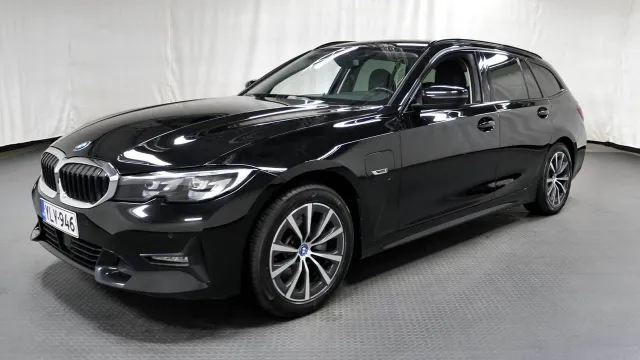 BMW 320 2022